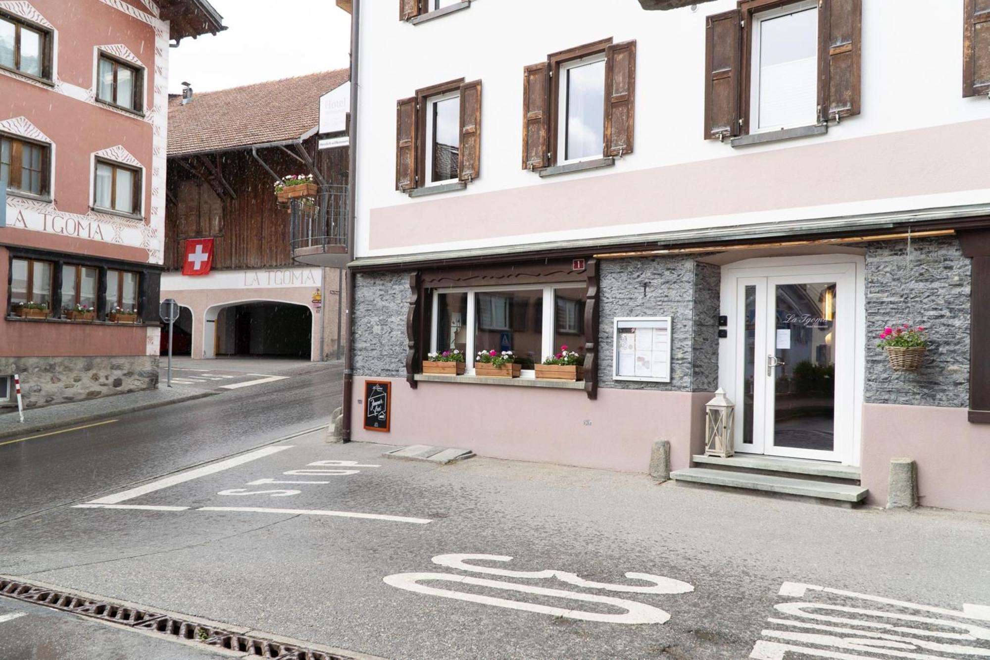 Hotel La Tgoma - Aktiv Erholen Und Geniessen 3*